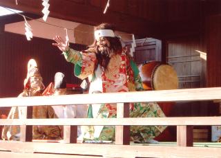 篠塚稲荷神社の神楽