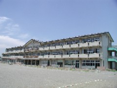 間々田小学校