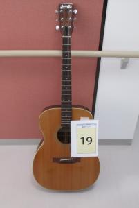 R5.12フォークギター