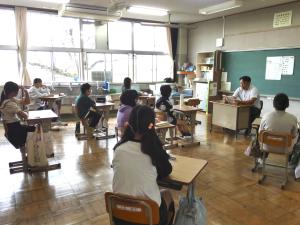 担任による読み聞かせ４