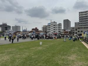 苗木配布会