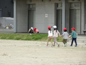 校探２